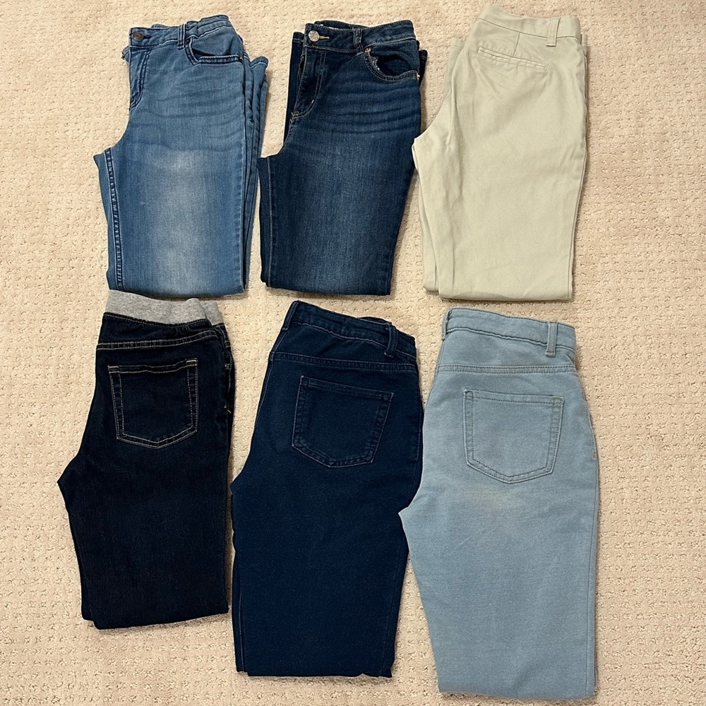SOLD - Girls bundle of pants/jeans